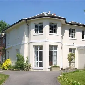 Detmore House Bed & Breakfast Charlton Kings